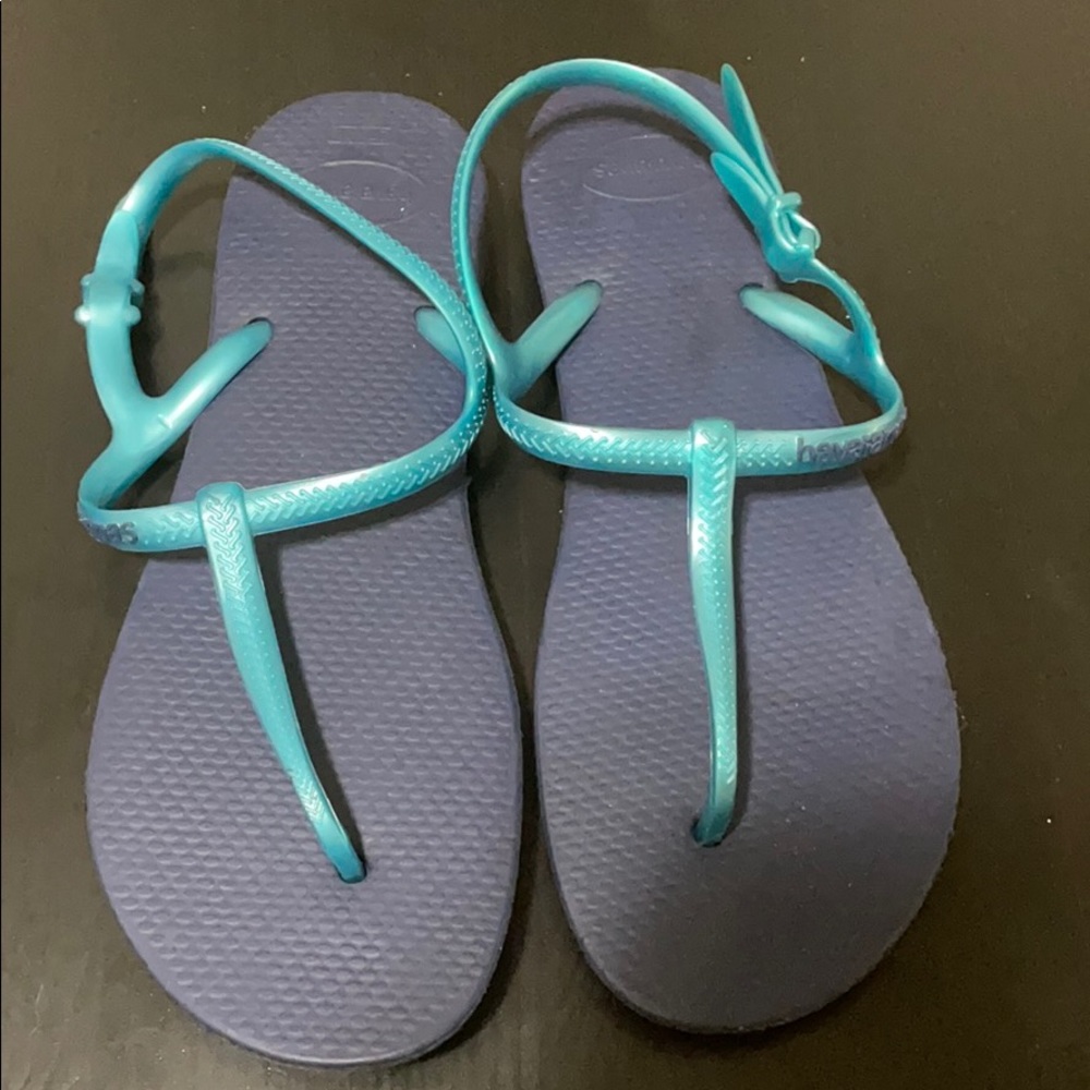 Havaianas blue sandals